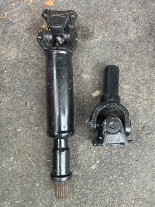 Toyota Land Cruiser FJ40 Rear 4 Speed Driveshaft OEM Damaged Flange - Picture 1 of 13