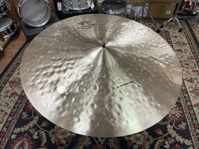 DEMONSTRAÇÃO EXATA - Prato Zildjian 22" K Constantinople Renaissance Ride - 2563g - Imagem 1 de 3