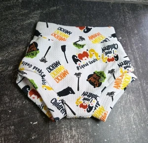 Adorable Hocus Pocus Print High Waisted Bummies, Diaper Cover, Size 6-9months - Bild 1 von 5