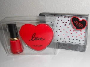 Revlon Love Is One Red Heart Purse Mirror & #680 Revlon Red Nail Polish Gift Set - Picture 1 of 4