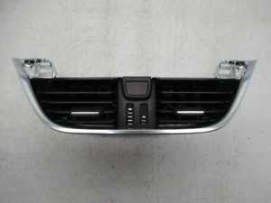 FORD FIESTA VII JHH 5-Türer Luftdüse Mitte Armaturenbrett Chrom Bj.2018 (267) - Bild 1 von 9