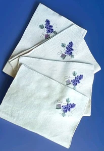 PLACMATS ~set 4 EMBROIDERED GRAPES CLUSTERS 20"X 13.5" 100% Cotton,Ridged - Picture 1 of 13