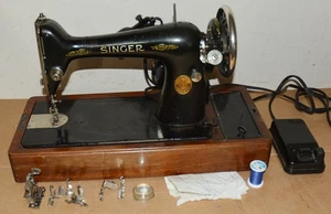 Singer 66 Nähmaschine funktionstüchtig 1928 mit Zubehör & Untergestell - Bild 1 von 12