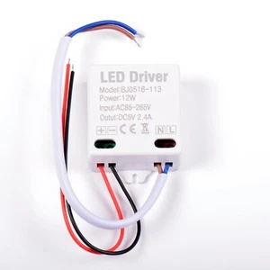 MICRO ALIMENTATORE TRASFORMATORE 5V 12W 5VOLT 2.4A TENSIONE IN 220V B4C13 - Foto 1 di 1