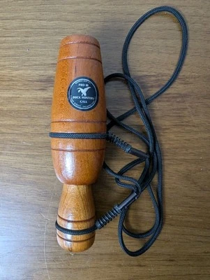 Vintage QUAKER BOY PRO III Wooden Duck Call Good Working Condition! - Image 1 of 4