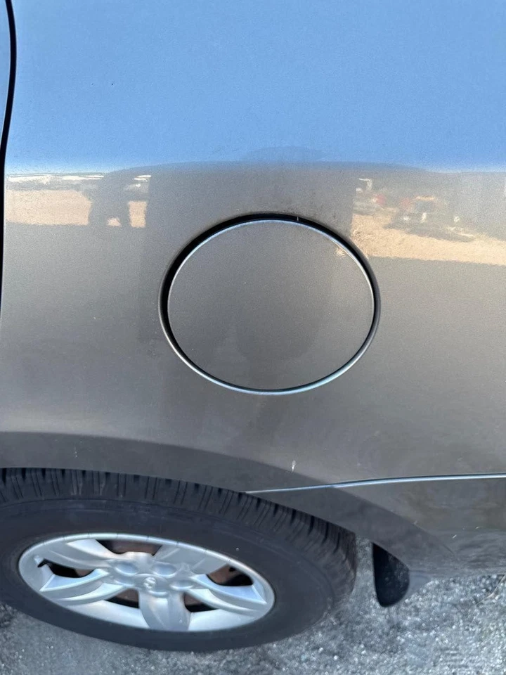 Fuel Tank Filler Gas Door HYUNDAI SANTA FE 07 08 09 — 第 1/1 张图片