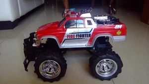 RC Fast Lane Fire Fighter Truck 4x4-No Remote/Untested - Picture 1 of 5