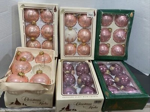 Lote de 35 piezas vintage de Navidad de Krebs rosa/oro rosa con coronas - Imagen 1 de 10