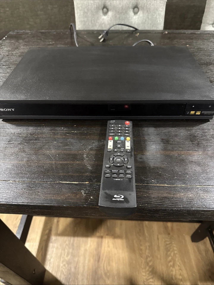 Reproductor Blu-ray/DVD Sony UBP-X800 4K Ultra HD - Probado Funcionamiento - con control remoto Foto 1 de 1