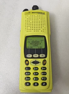 Motorola XTS5000R UHF450-520FPP AEX-256 NO battery - Picture 1 of 4