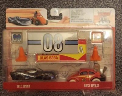 Disney Pxar Cars On the Road DATZ JAMMIN and ROYCE REVSLEY Flags Banner & Cones - Image 1 of 4