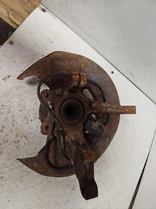 99-01 SAAB 9-5 Left Front Spindle Knuckle Drivers Side Lh OEM - Picture 1 of 6