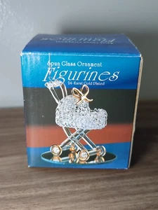 Gedrehte Glas Ornament Figur mit 24 Karat vergoldetem Kinderwagen - Bild 1 von 4