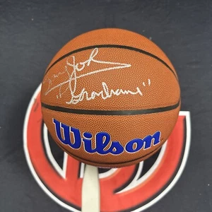Larry Johnson Signed New York Knicks Wilson Basketball Autographed Beckett BAS - Picture 1 of 4