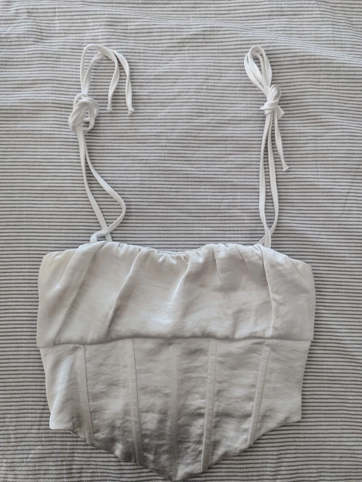 Pacsun L.A. Женский атласный белый корсет безрукавка HEART размер XSmall - Изображение 1 из 4