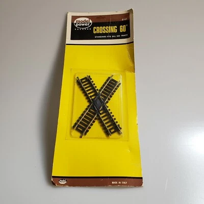 New Model Power HO Scale crossing 60 - Image 1 of 2