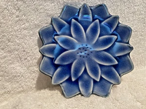 Kotobuki Blau Crackle Glasur Lotusblume Keramik 4 3/4"W Seife Schmuck Schale Japan - Bild 1 von 2