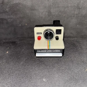 World's Smallest Miniature OneStep POLAROID LAND CAMERA Keychain Toy with Sound - Picture 1 of 2