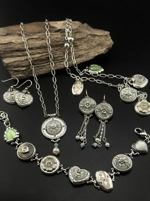 Brighton STITCH IN TIME Collar Colgante, Collar Largo, Pulsera, 2 Pendientes Se Foto 1 de 4