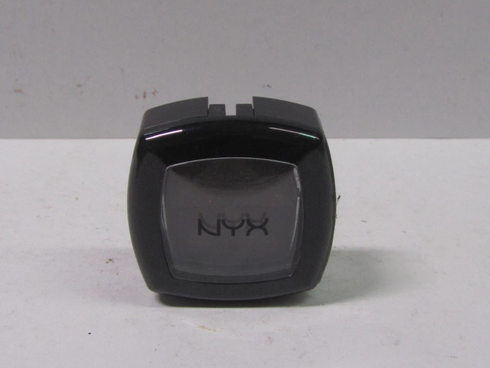 NYX Single Eye Shadow color ES42A Dark Gray Brand New - Image 1 of 1