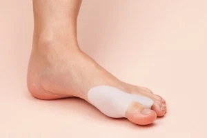2 gel juanete corrector protector férula almohadilla enderezador puntera esparcidor cojín - Imagen 1 de 5
