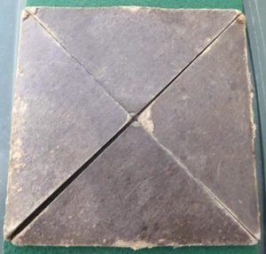 WW1 BRONZE MEMORIAL DEATH PLAQUE OUTER CARDBOARD COVER - Picture 1 of 3