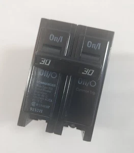 Commander Circuit Breaker 30 Amp 2 Pole Type BQL Bolt On - Foto 1 di 8