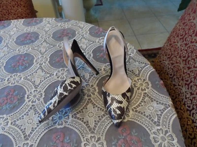 Tacones Giambattista Valli Beige/Negro Cuero Pitón-Satén Eslinga Trasera Talla 39.5B Foto 1 de 4