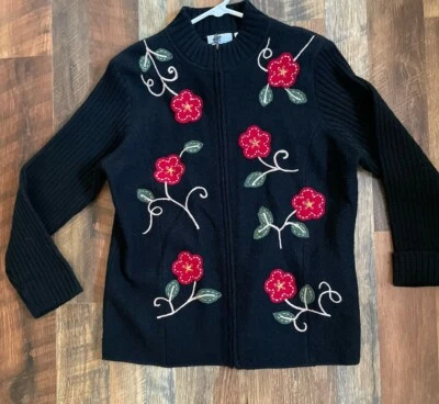 Cárdigan Alfred Dunner para mujer pequeño negro floral toda lana con cremallera Foto 1 de 4