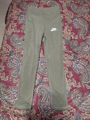 Nike Leggings Jóvenes Niñas Ropa Deportiva Cintura Alta CU8248-223 Talla S Verde Oliva Foto 1 de 4