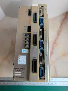 YASKAWA SERVOPACK CACR-IR-030303FB - 30 DÍAS DE GARANTÍA - Imagen 1 de 7