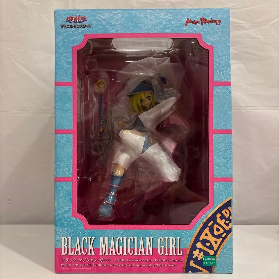 Chica Maga Negra Yu-Gi-Oh! Figura prepintada de fábrica Duel Monsters 1/7 de Max Foto 1 de 4