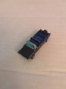Small Micro Machine 1961 Lincoln Open Top Limousine in Black # 2 - Picture 1 of 5