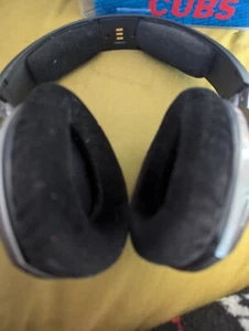 Sennheiser HDR180 Digital Wireless Receiver Headphones ONLY (NO TRANSMITTER) - Picture 1 of 8
