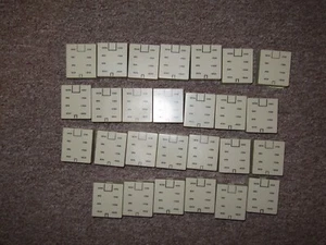 RJ45 AUFPUTZBUCHSE (27 VERFÜGBAR FÜR JE 1,50 $) - Bild 1 von 4
