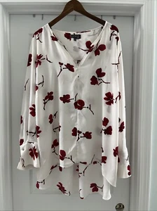 The Limited Top Blouse White Woman’s Plus Size 3X Sleeves Red Floral Corpcore - Picture 1 of 10