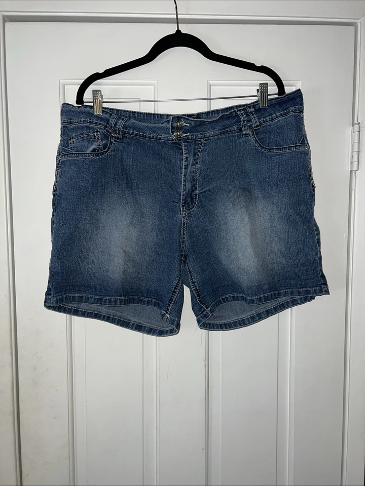 Pantalones cortos de jean Angels para mujer talla 16 azul elástico bordado Foto 1 de 4