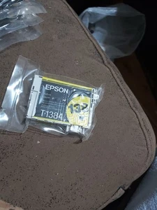 Genuine Epson 138 C13T138492 Yellow Ink Cartridge (Stylus, WorkForce Printers**) - Picture 1 of 1