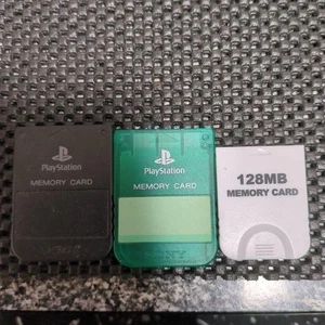 PlayStation Memory Card 2er Pack + 128MB GameCube kompatibel Memory Card - Bild 1 von 2