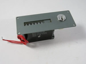 Eaton 6-Y-1-2-RMF-PMU 6 Digit Electric Counter 115VAC 7 Watts USED - Picture 1 of 3
