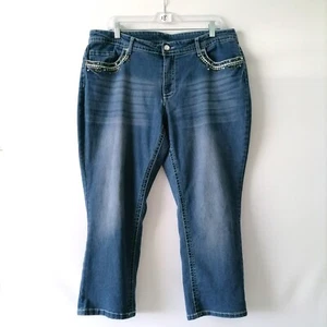 Faded Glory Womens Blue Mid Rise Rhinestone Pocket Cropped Denim Jeans Size 18W - Picture 1 of 6