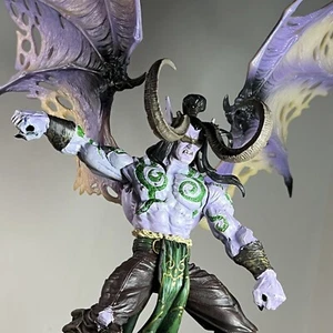 DC Unlimited - World of Warcraft : Illidan Stormrage - Deluxe Collector Figure - Picture 1 of 19