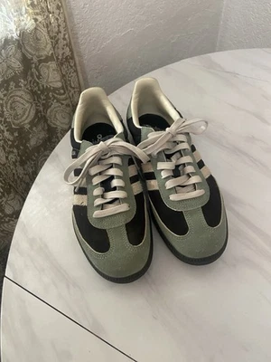 Adidas Samba OG Negro Y Verde Talla Mujer’s 9 O Hombre’s 8 Foto 1 de 4