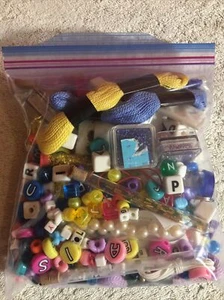 Verschiedene Pop Buchstaben Alphabet Zwischenring Perlen Faden für Schmuckherstellung - 14 Unzen - Bild 1 von 12