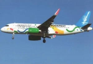 Wizz Air Airbus A320 HA-LYG "2024 Olympic Bid cs" @ Lisbon 2017 - postcard - Picture 1 of 1