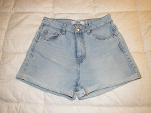 Refuge Denim, sz 5, (27 X 2") "MOM" Light Blue 100% Cotton Denim Short Shorts - Picture 1 of 4