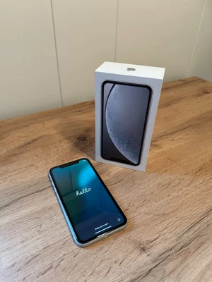 Apple iPhone XR A2105 (GSM) - 64GB - weiß, Backcover beschädigt, Sonst gut - Bild 1 von 3