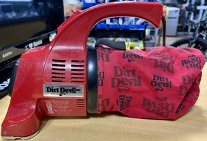 Royal Dirt Devil Plus Hand Vac Vacuum Cleaner Model 08100 Red - Picture 1 of 7
