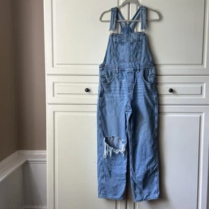 AMERICAN EAGLE Sz Small Baggy Dad Overalls Ripped Knee Distressed Denim Jeans - Picture 1 of 9