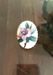 VINTAGE FRENCH PORCELAIN PURPLE FLOWER BROOCH PIN - Picture 1 of 4